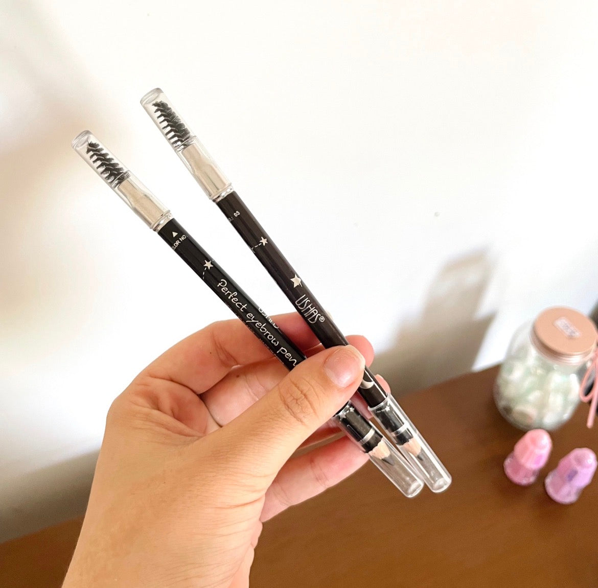 Lápiz para Cejas con Cepillo