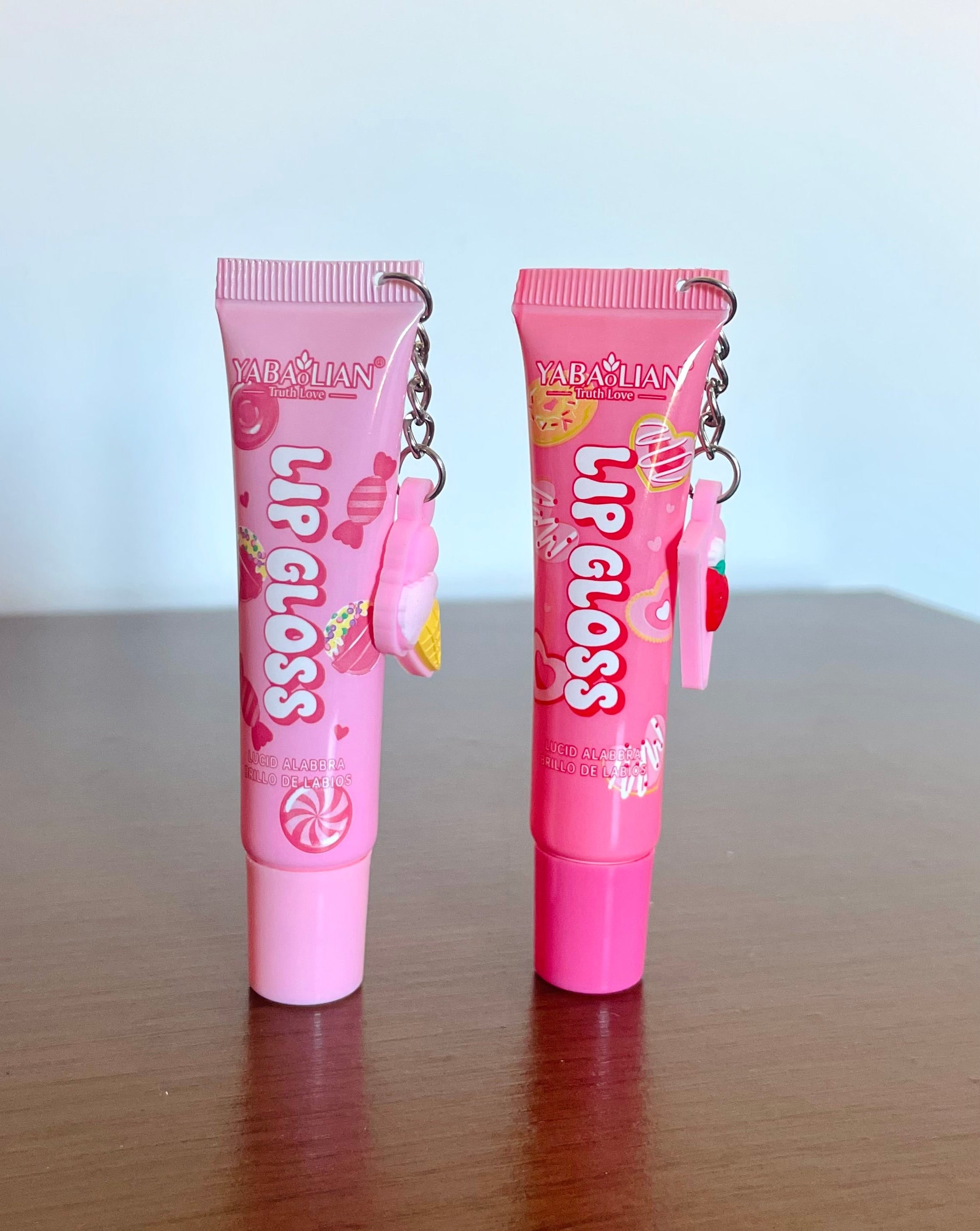 Lip Gloss con Colgante 💗
